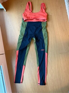 NWOT Ayda work out set